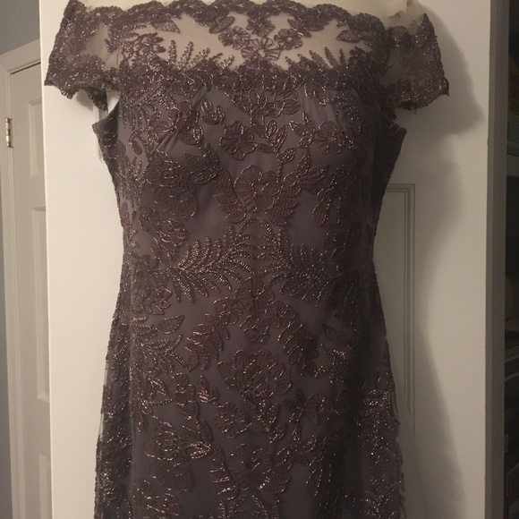 Tadashi Shoji Gray Lace Off-Shoulder Wedding Dress - Picture 3 of 4